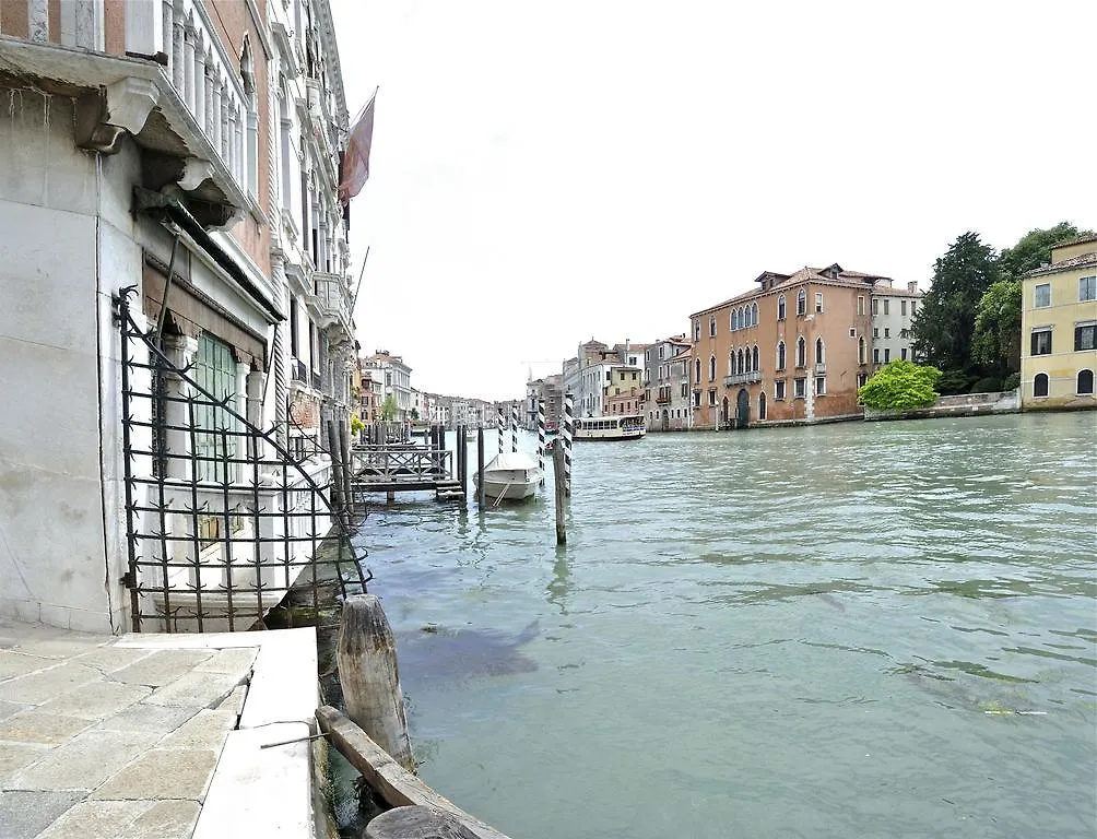 Apartment Ferienwohnung Venice San Leonardo