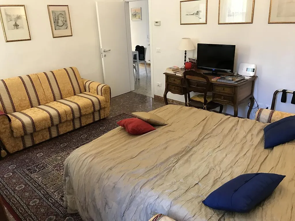 Apartment Ferienwohnung Venice San Leonardo