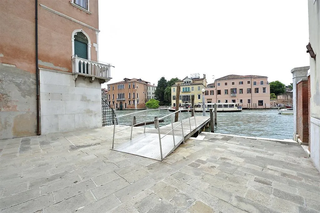 Apartment Ferienwohnung Venice San Leonardo Italien
